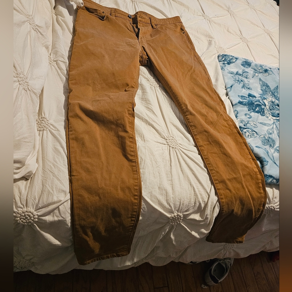 MENS dockers